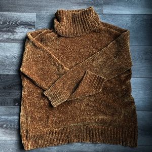 Corduroy, oversized turtle neck sweater
